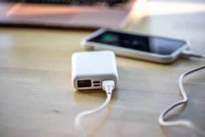 Qual melhor carregador portátil de celular: 10 modelos em 2025