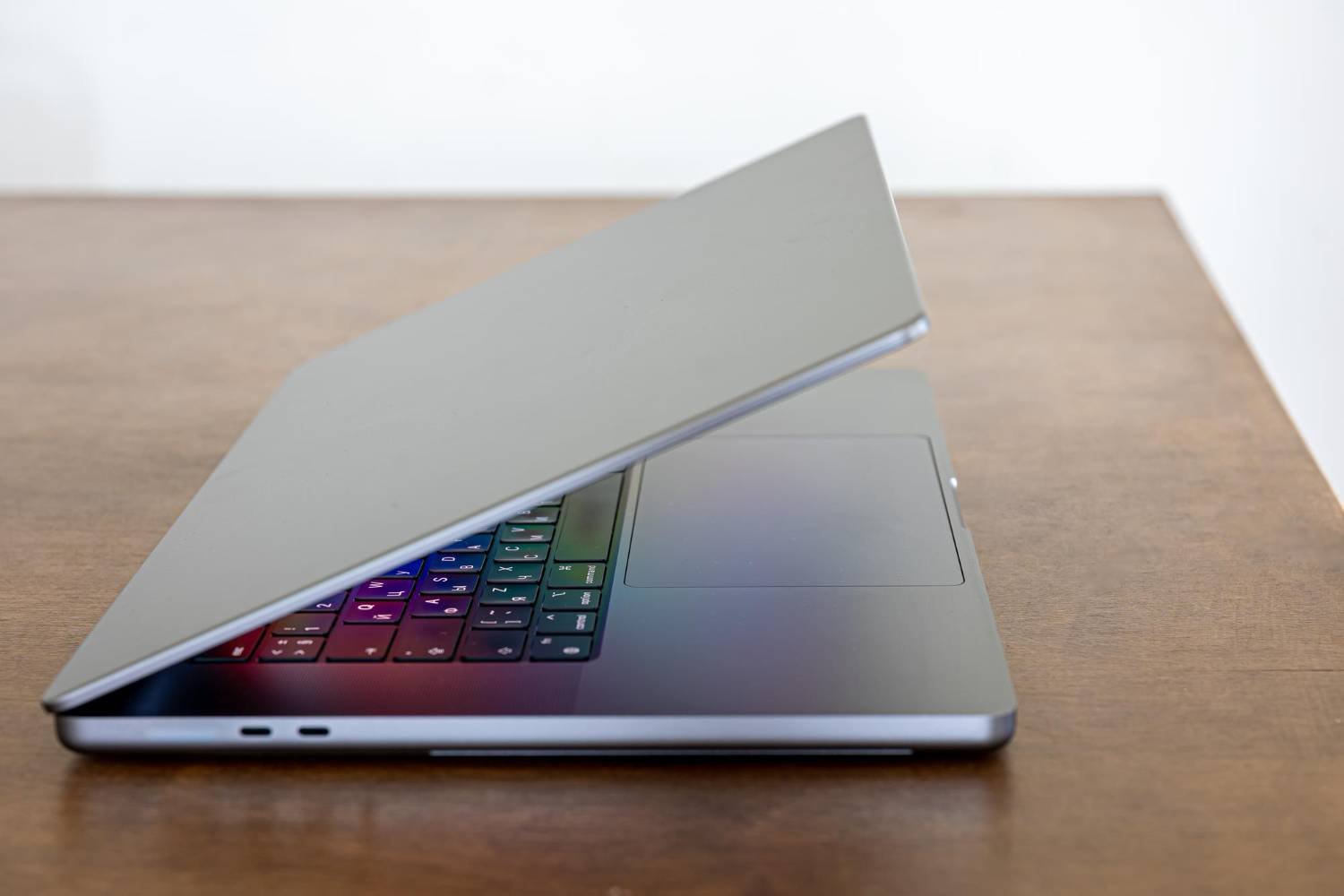 Notebook com conector usb-c. Como Carregar Notebook com Carregador de Celular?